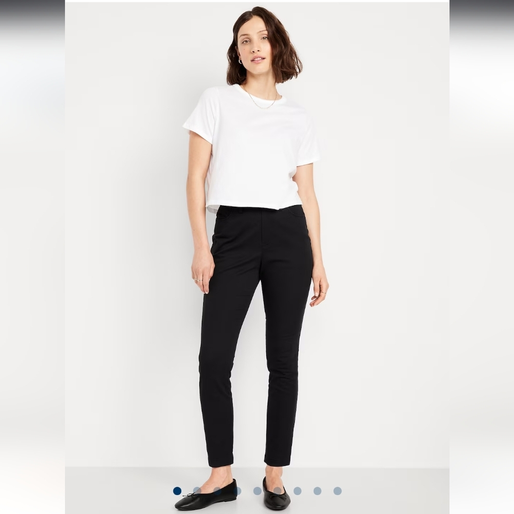 High-Waisted Uniform Skinny Pants